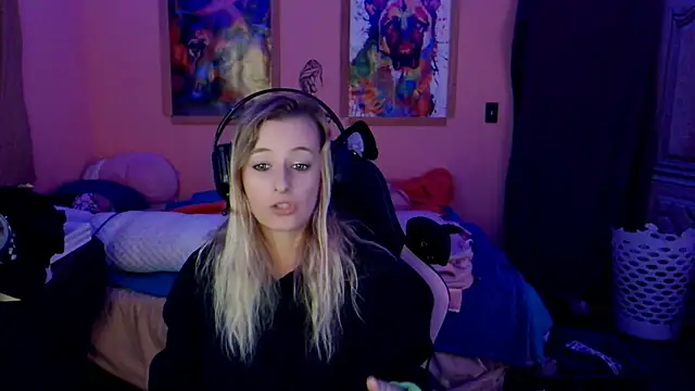 AsiaGoesPro online show from 11.25.25