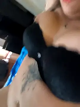 NIKOLE1301 online show from 11.28.25