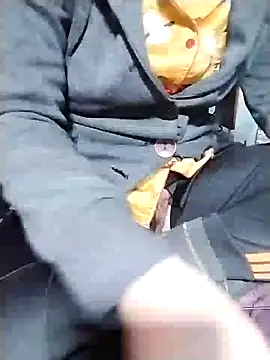 Snapshot of loveyou246 chatting on 01.11.25 loveyou246 online show from 01.11.25