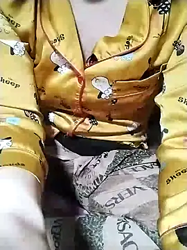 Snapshot of loveyou246 chatting on 01.14.25 loveyou246 online show from 01.14.25