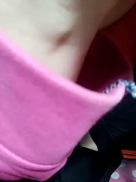 Snapshot of loveyou246 chatting on 02.19.25 loveyou246 online show from 02.19.25