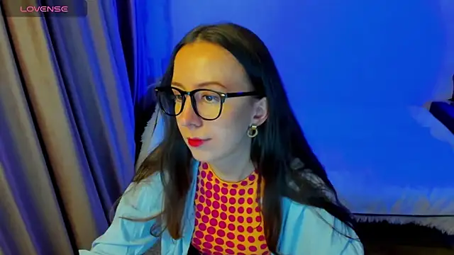 CurlySteph online show from 03.10.26