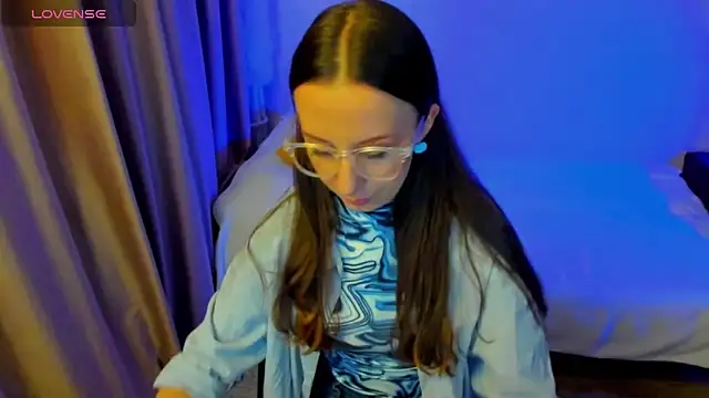 CurlySteph online show from 03.23.26