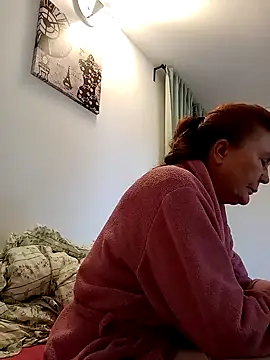 Hottie-Mom online show from 09.26.25