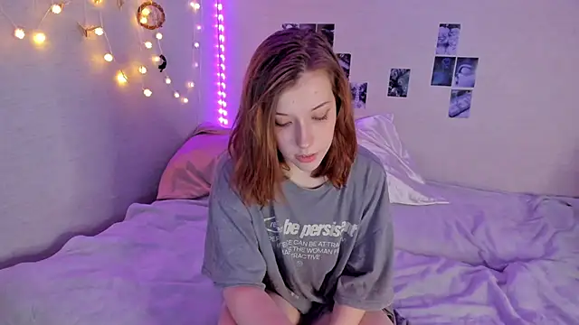 YunaPeace online show from 12.14.25