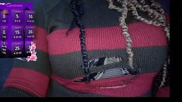 Snapshot of sassyslayz chatting on 10.27.25 sassyslayz online show from 10.27.25