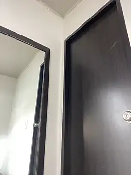 LaanaCooper online show from 03.20.25