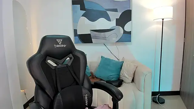 SaraParker  online show from 02.23.26