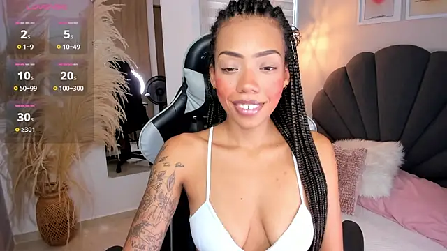 ashley 23  online show from 01.23.25