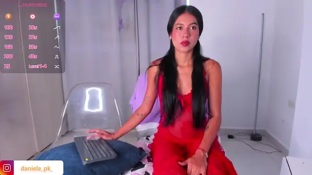 roxy pk  online show from 11.24.25