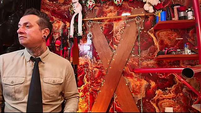 boy n girl online show from 12.18.25