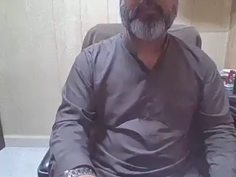 hairymaster95 online show from 11.25.25