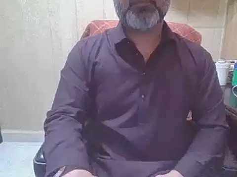 hairymaster95 online show from 04.13.26