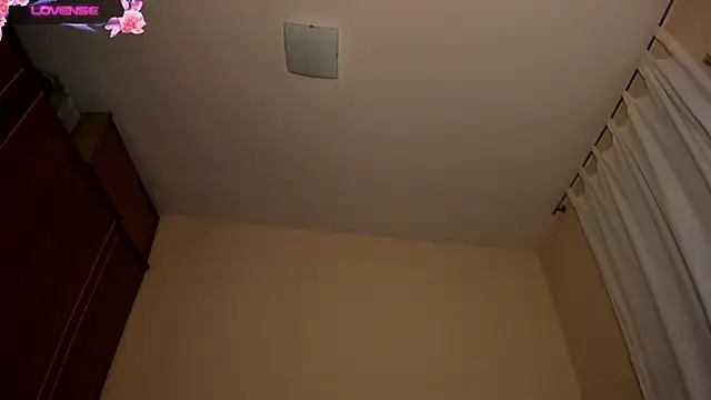 stefany miller77 online show from 10.20.25