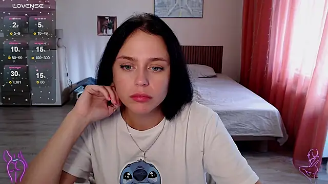 Megan Nilson online show from 10.12.25