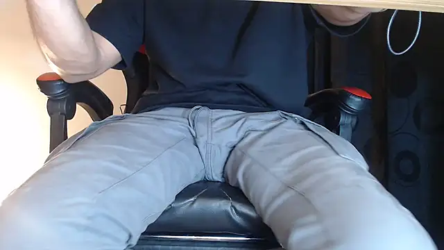 ErosFindomKing online show from 11.17.25