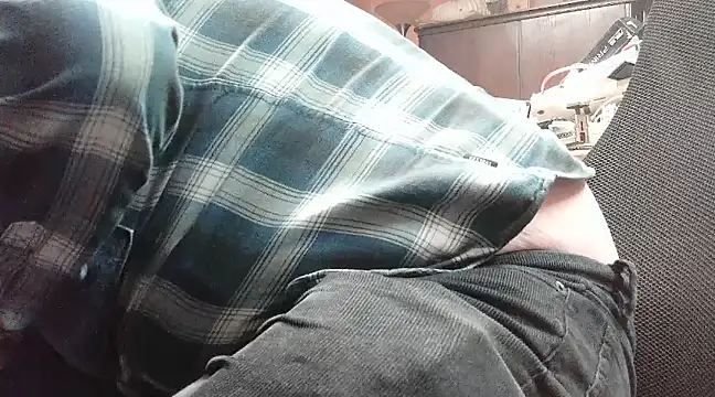 Snapshot of HaraldGermany chatting on 12.25.24 HaraldGermany online show from 12.25.24