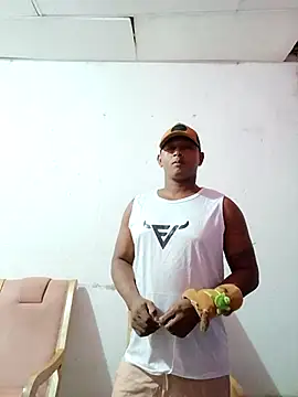 Snapshot of Palacin_Elpenon chatting on 11.05.25 Palacin Elpenon online show from 11.05.25