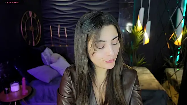 Snapshot of KylieMellow chatting on 01.17.25 KylieMellow online show from 01.17.25