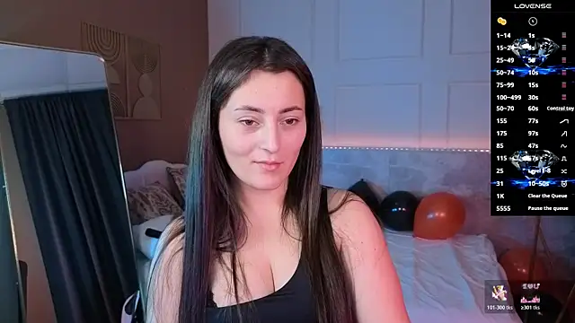 KylieMellow online show from 10.30.25