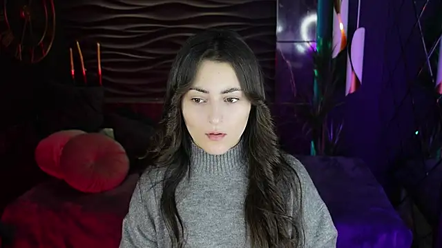 KylieMellow online show from 11.11.25