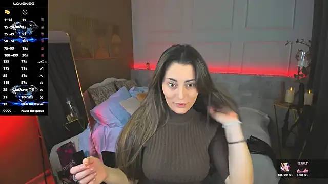 Snapshot of KylieMellow chatting on 05.31.26 KylieMellow online show from 05.31.26