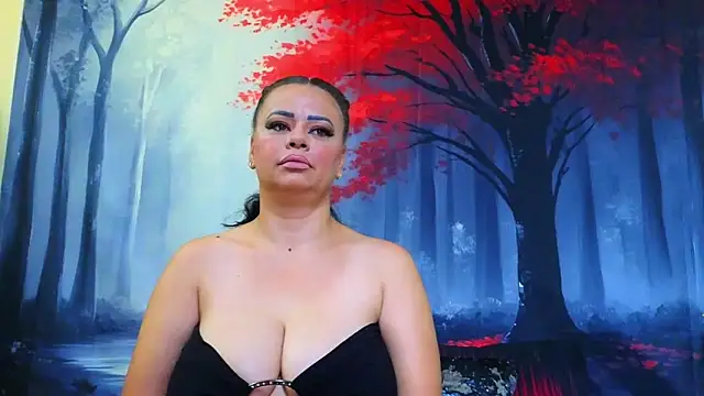 ElizabethEven online show from 10.04.25