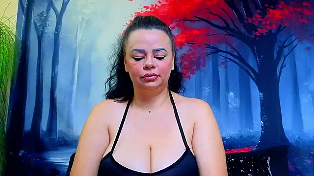 ElizabethEven online show from 10.25.25