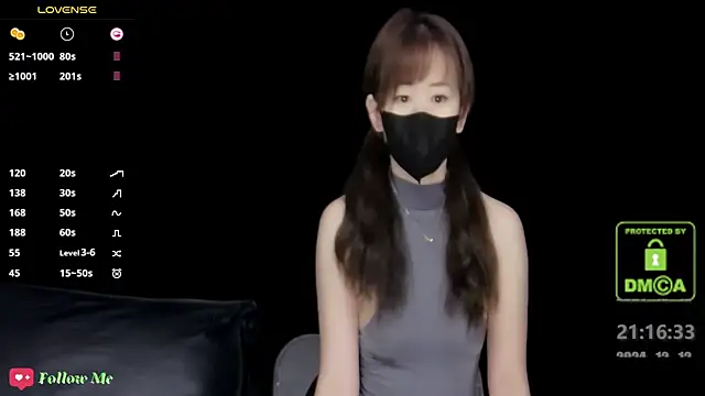 Snapshot of melia_Z chatting on 12.12.24 melia Z online show from 12.12.24