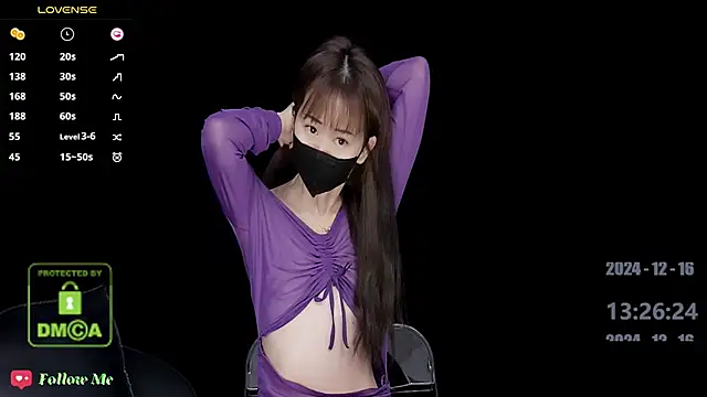 Snapshot of melia_Z chatting on 12.16.24 melia Z online show from 12.16.24