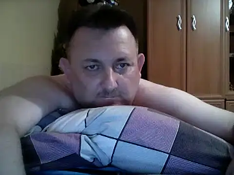 Novy73 online show from 12.21.25