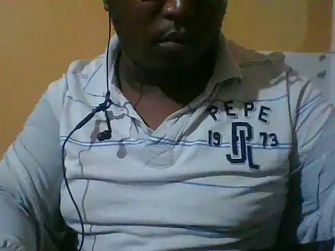 honeyswit online show from 10.28.25