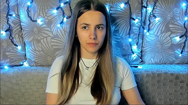 MaggieCake online show from 05.14.26