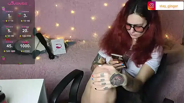 Snapshot of Ginger_Stay chatting on 03.02.25 Ginger Stay online show from 03.02.25