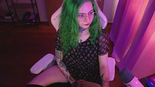 Snapshot of Ginger_Stay chatting on 05.27.26 Ginger Stay online show from 05.27.26