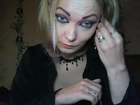 WildMissNiks online show from 06.02.26
