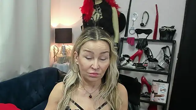 crystaLUX online show from 04.16.26