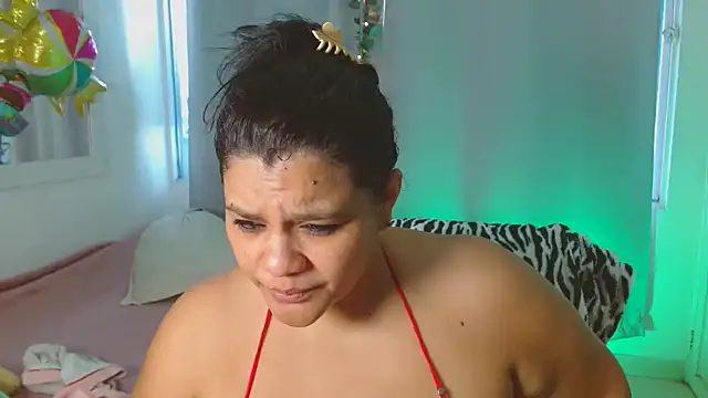 Selenna01 online show from 09.17.25