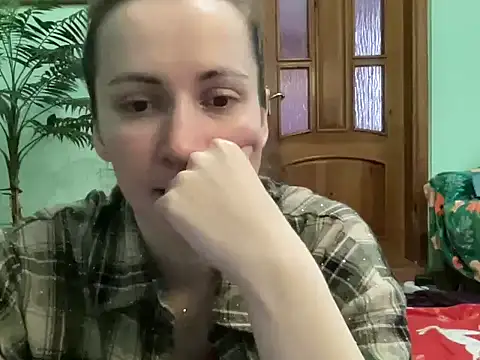Snapshot of AngelTough20 chatting on 06.14.26 AngelTough20 online show from 06.14.26