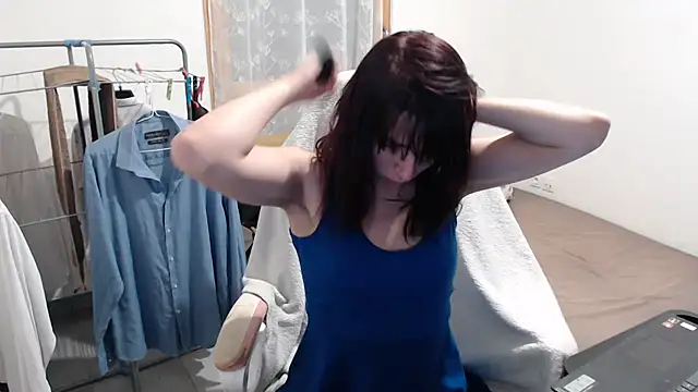 missthon0 online show from 11.04.25