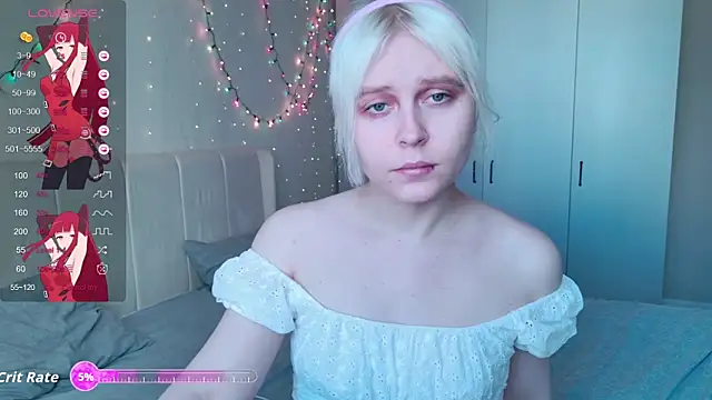 Snapshot of Evelyn_rabbit chatting on 11.26.25 Evelyn rabbit online show from 11.26.25