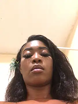 Snapshot of EvelynHeather chatting on 03.22.25 EvelynHeather online show from 03.22.25