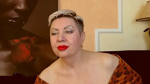 LadyPosh online show from 12.05.24