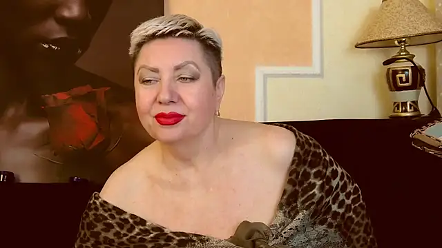 LadyPosh online show from 12.11.24