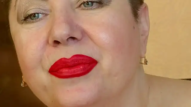 LadyPosh online show from 12.18.24