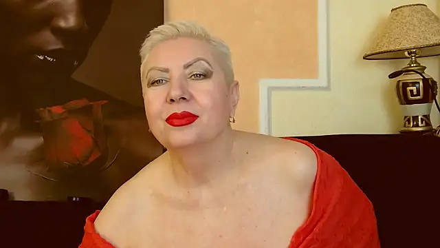 LadyPosh online show from 12.24.24