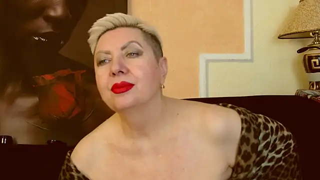 LadyPosh online show from 01.17.25