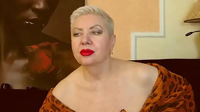 LadyPosh online show from 03.15.25
