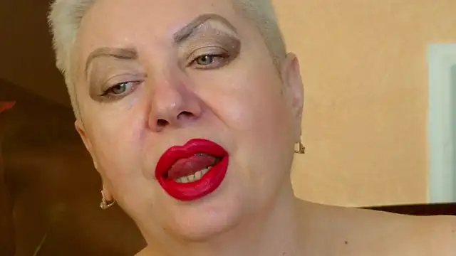 LadyPosh online show from 03.15.25