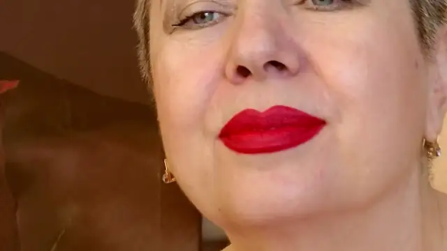 LadyPosh online show from 09.23.25